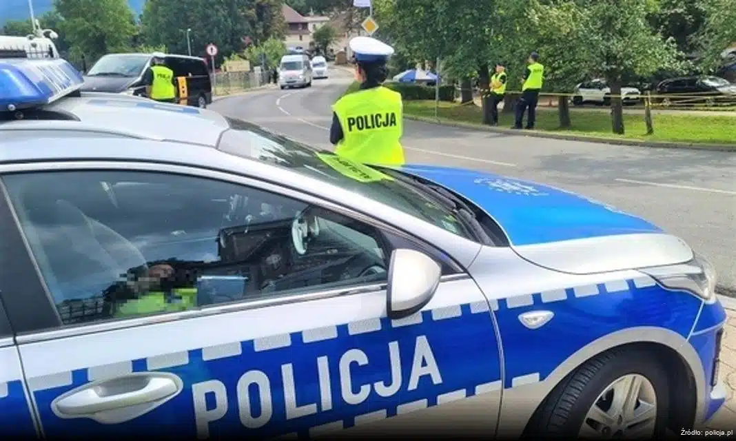 Wzrost zagrożeń dla młodzieży w powiecie puckim – apel policji o zaangażowanie rodziców